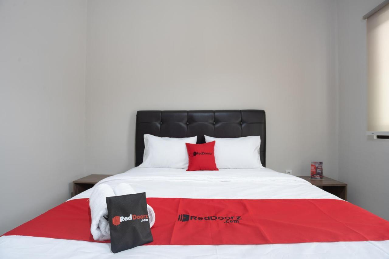 Reddoorz Plus Near Jiexpo Kemayoran Jakarta Extérieur photo
