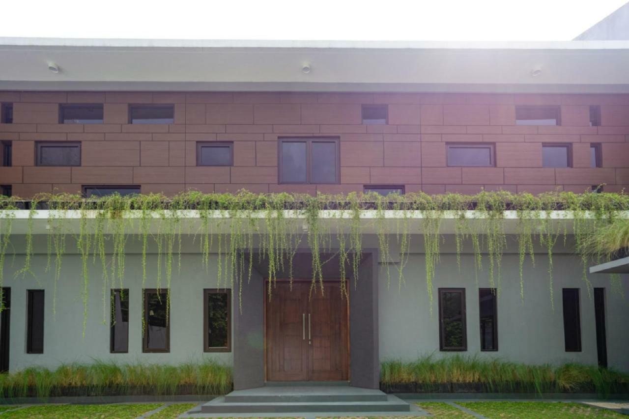 Reddoorz Plus Near Jiexpo Kemayoran Jakarta Extérieur photo